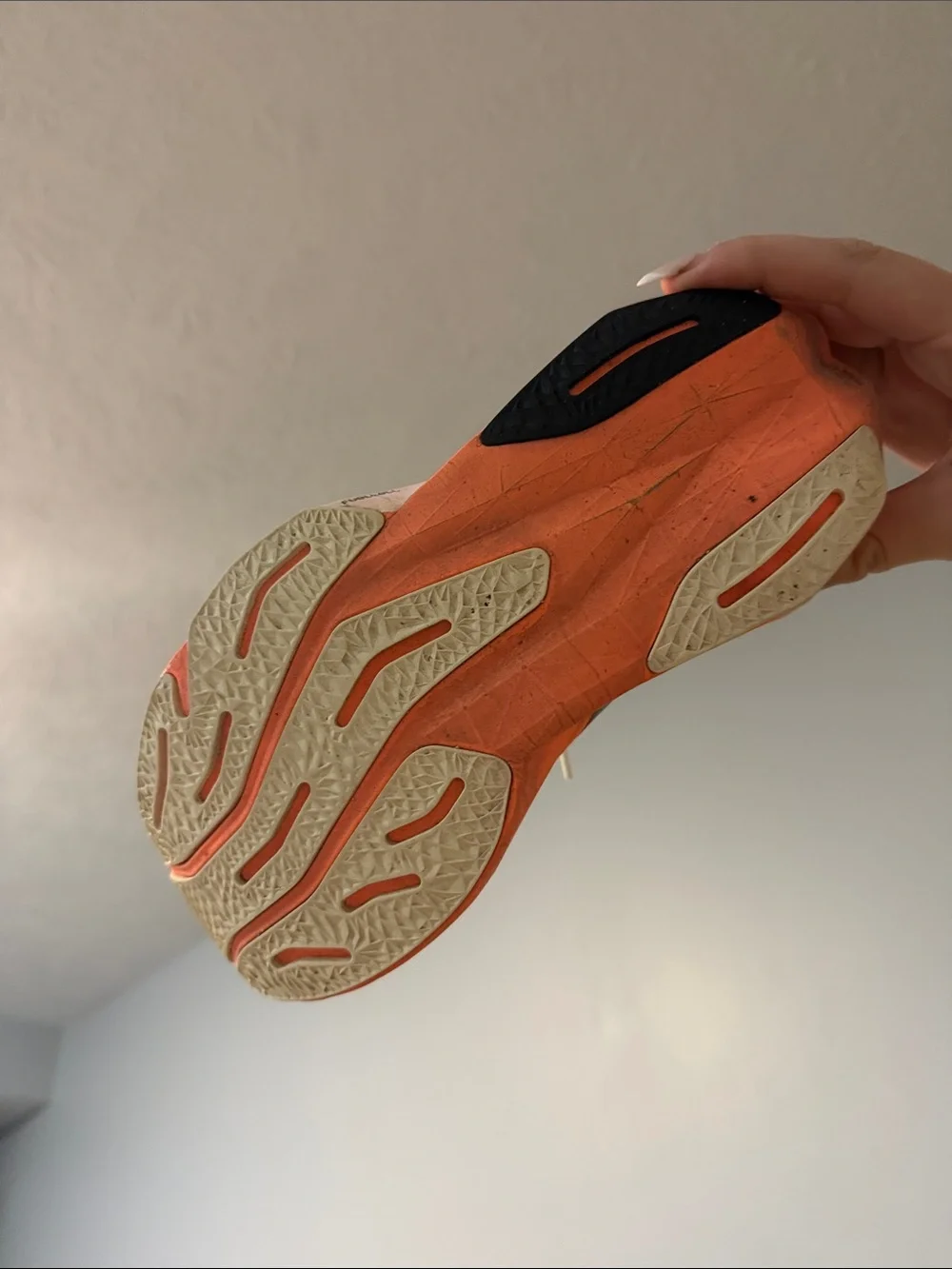 New Balance FuelCell Rebel v4 Sneakers